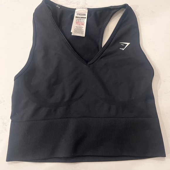 Gymshark V-Neck Black Sports Bra - Picture 2 of 5